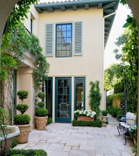 Italian Courtyard